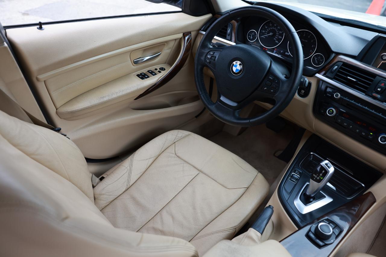 BMW 328i  2013