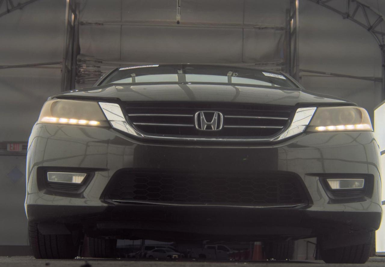 Honda Accord Sdn  2013