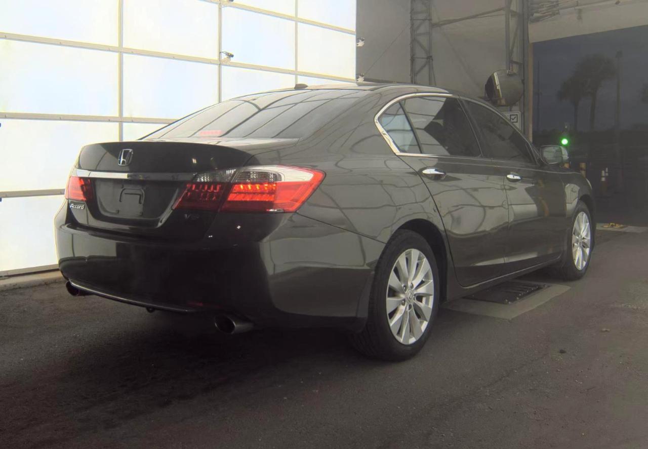 Honda Accord Sdn  2013