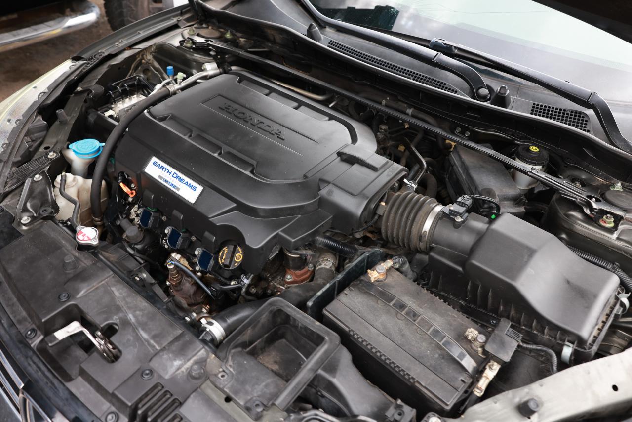 Honda Accord Sdn  2013