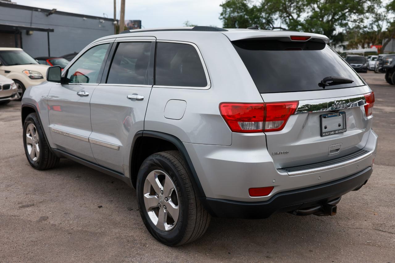 Jeep Grand Cherokee  2013