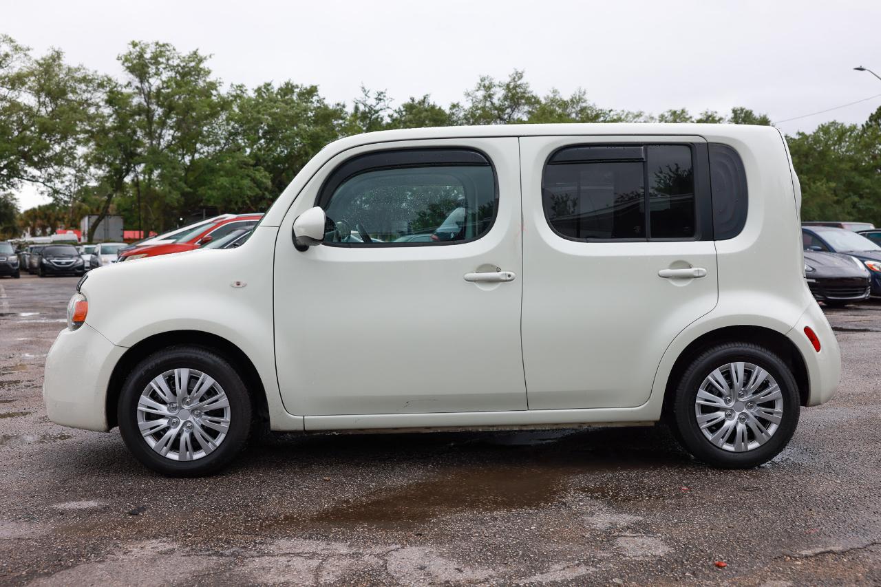 Nissan Cube  2011