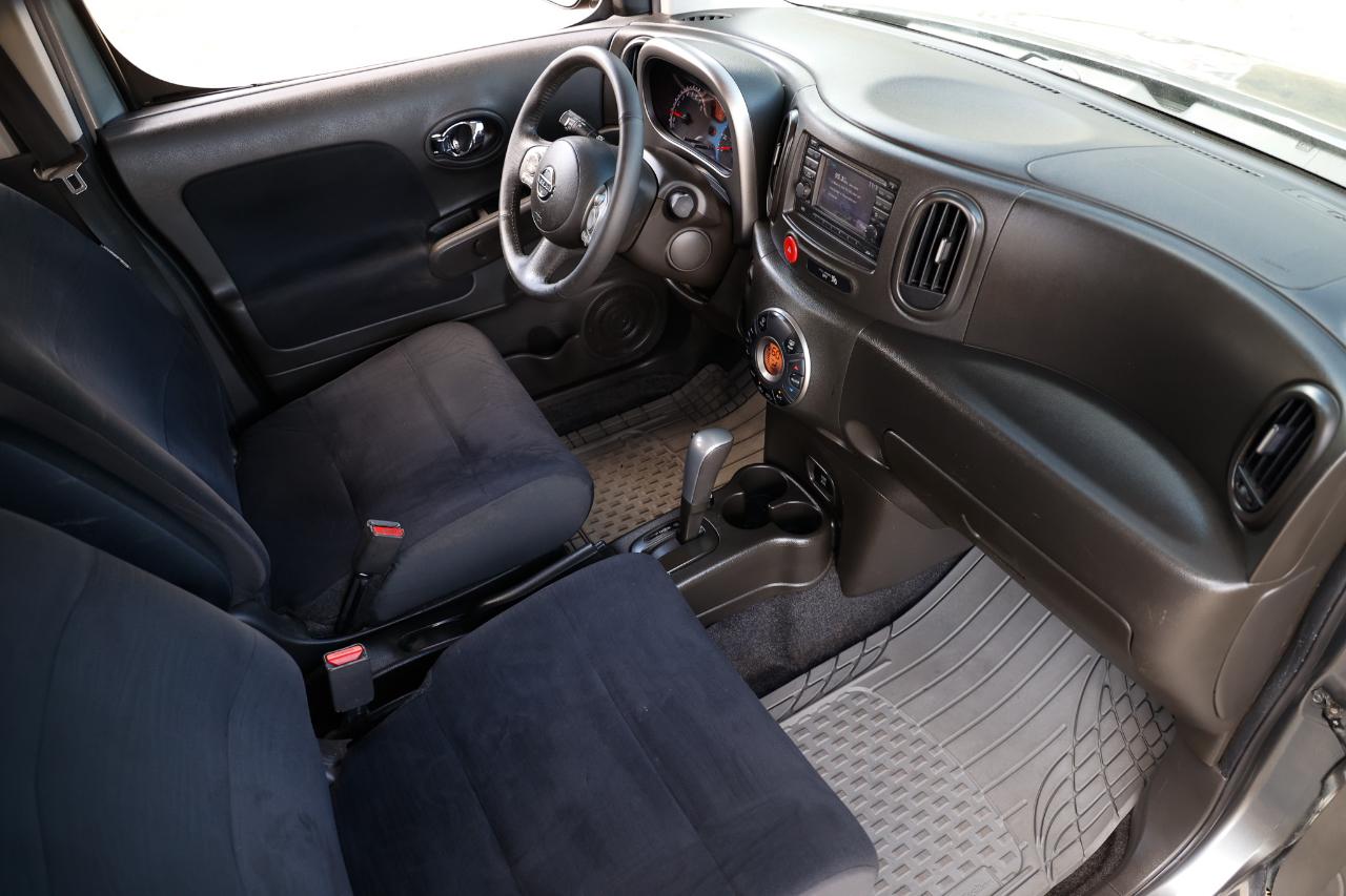 Nissan Cube  2012