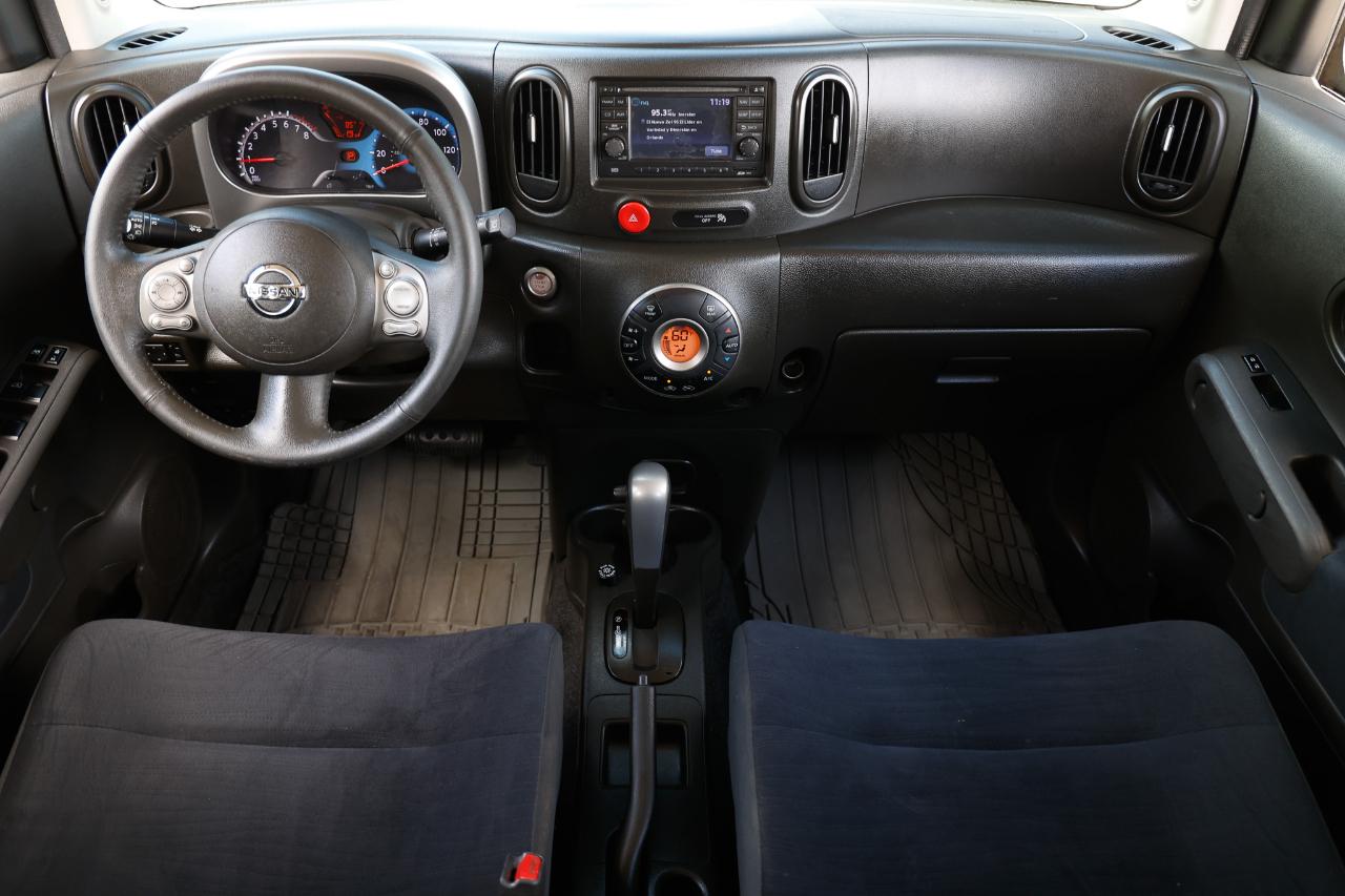 Nissan Cube  2012