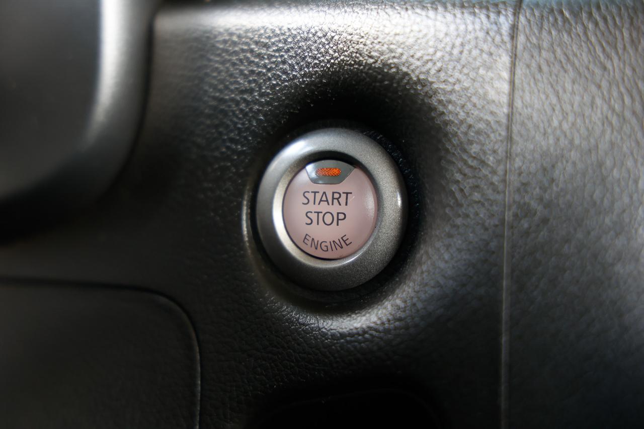 Nissan Cube  2012