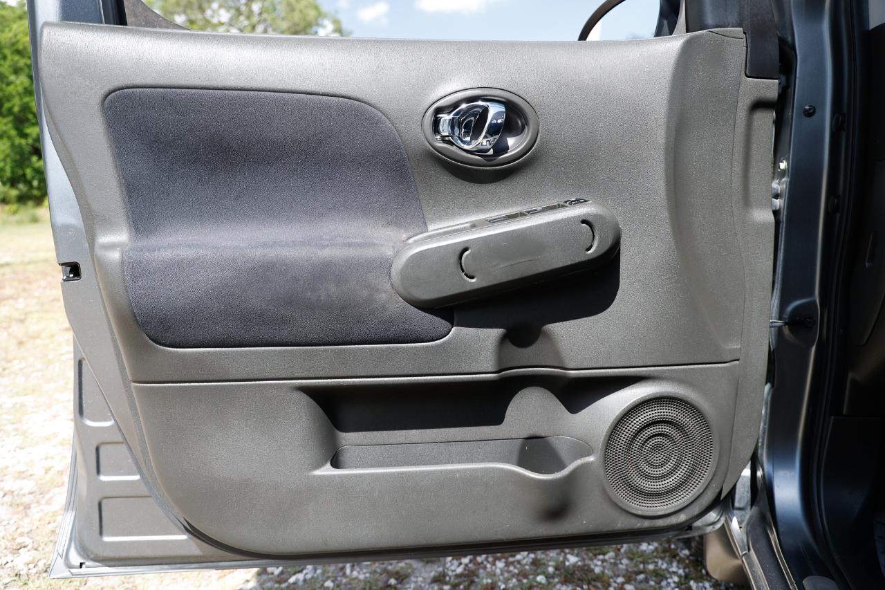 Nissan Cube  2012