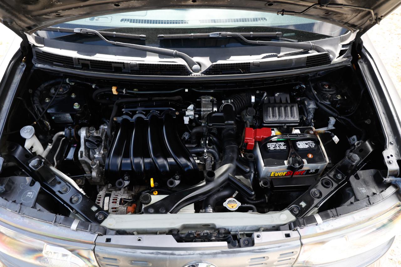 Nissan Cube  2012