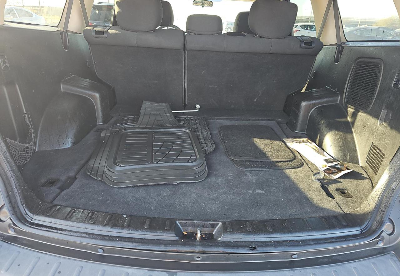 Mitsubishi Endeavor  2011