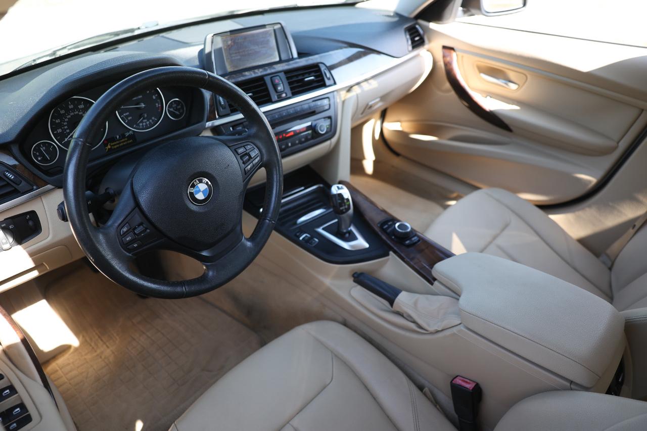 BMW 320i  2014