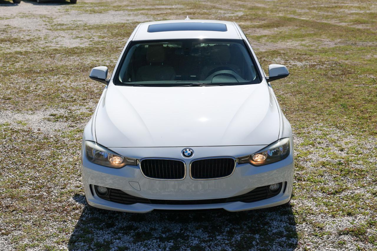 BMW 320i  2014