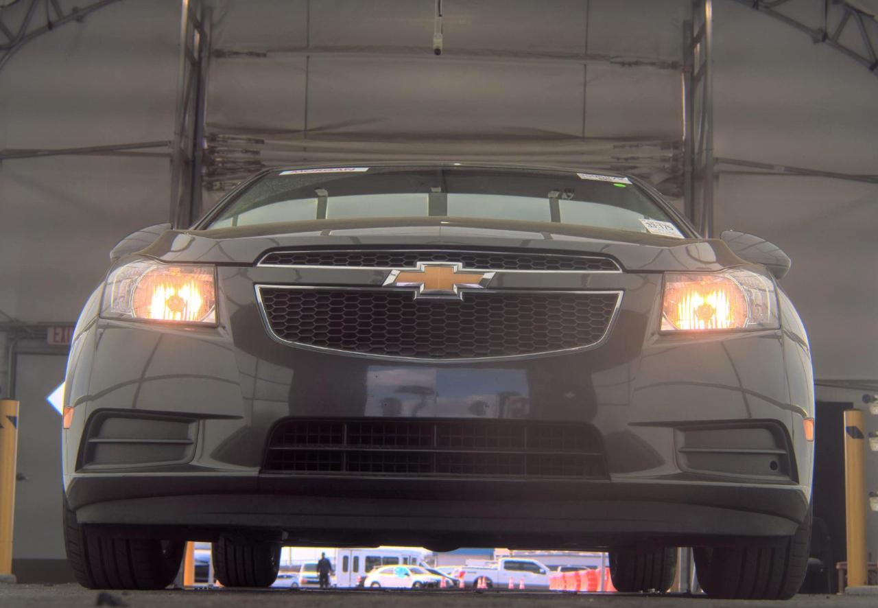 Chevrolet Cruze  2011