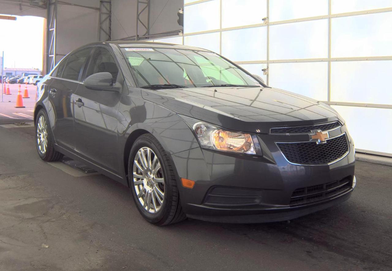 Chevrolet Cruze  2011