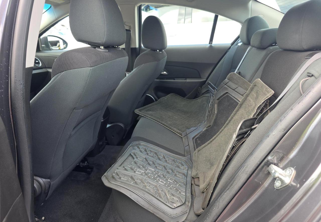 Chevrolet Cruze  2011