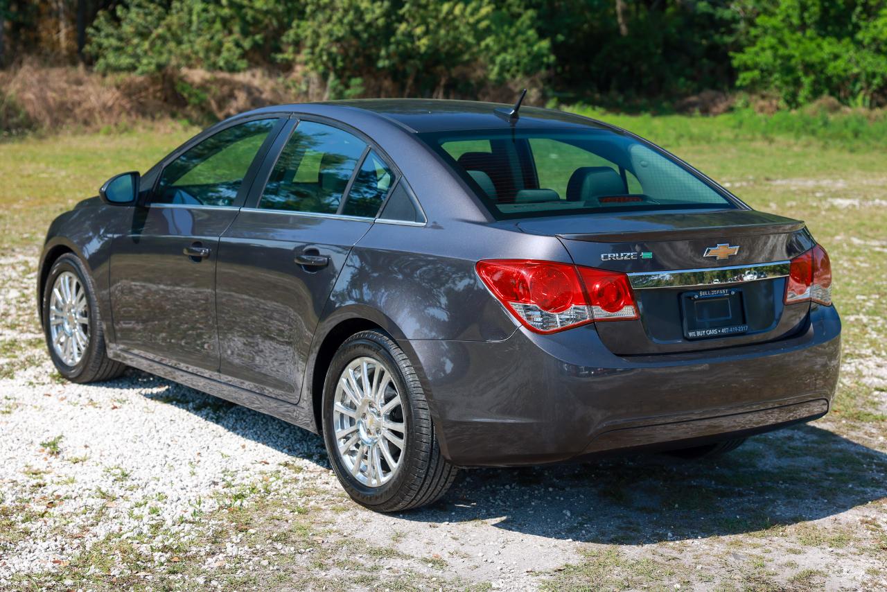 Chevrolet Cruze  2011