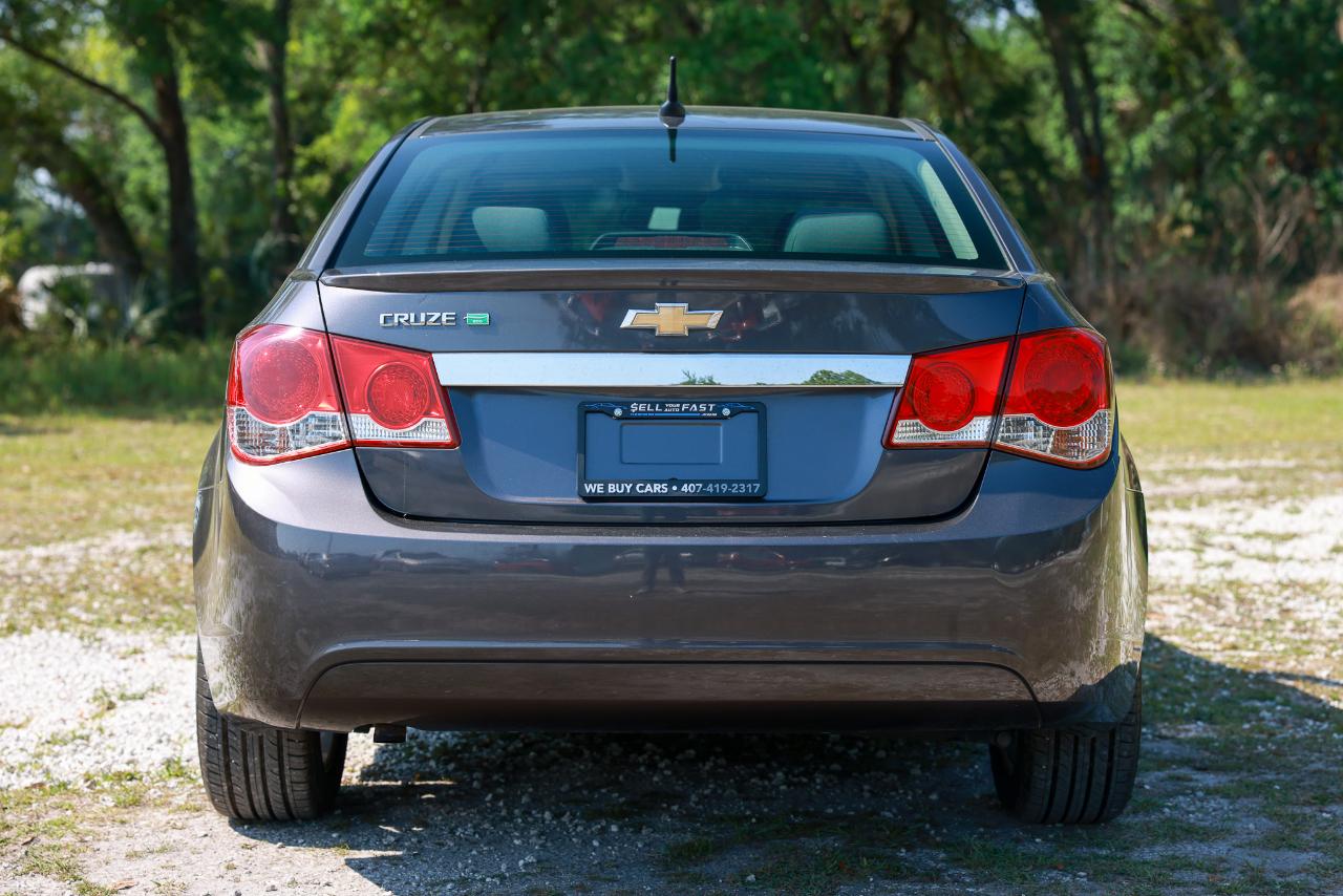 Chevrolet Cruze  2011