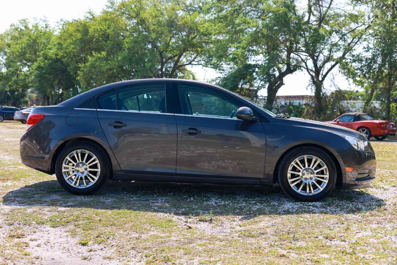 Chevrolet Cruze  2011