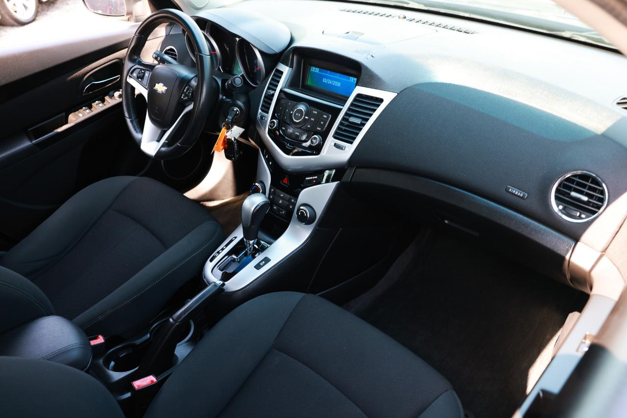 Chevrolet Cruze  2011