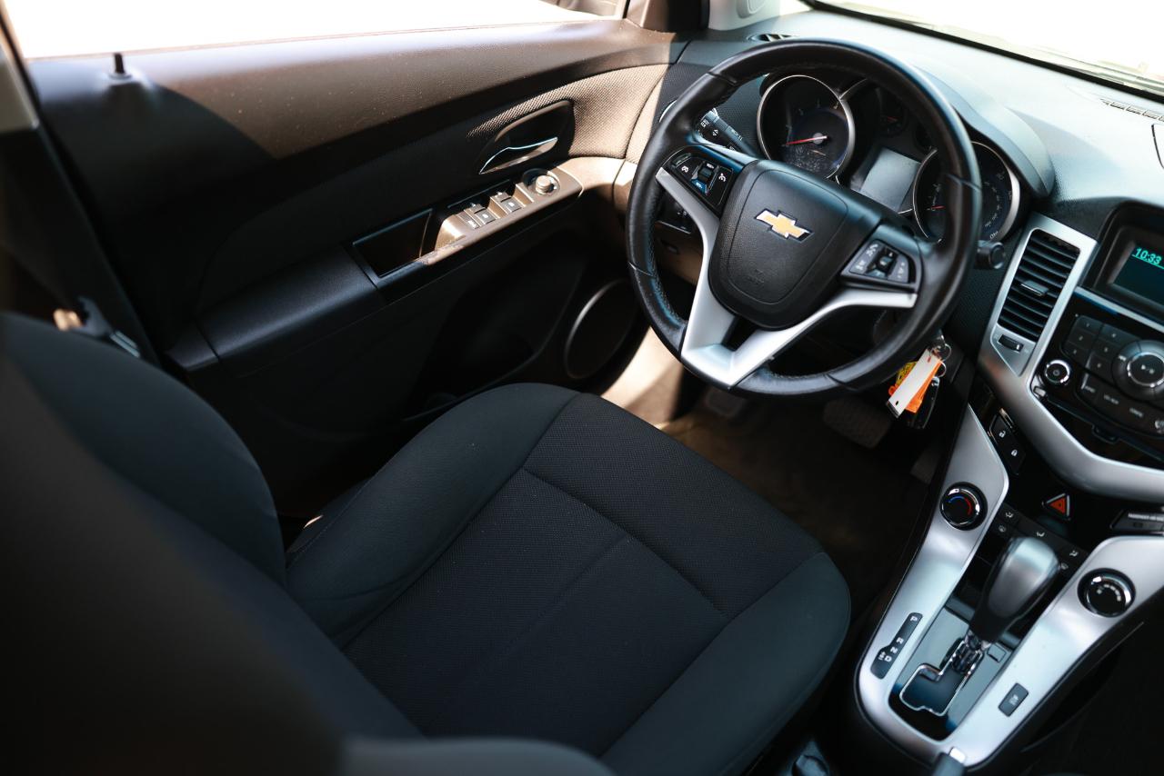 Chevrolet Cruze  2011