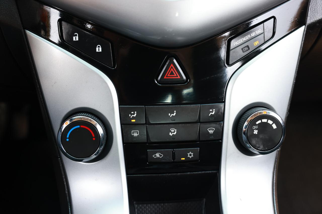 Chevrolet Cruze  2011