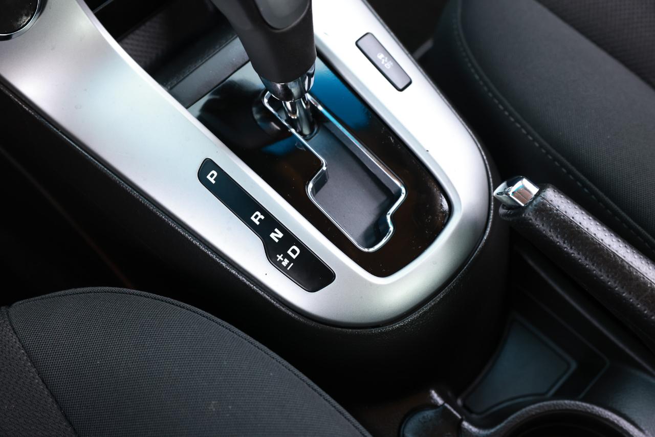 Chevrolet Cruze  2011