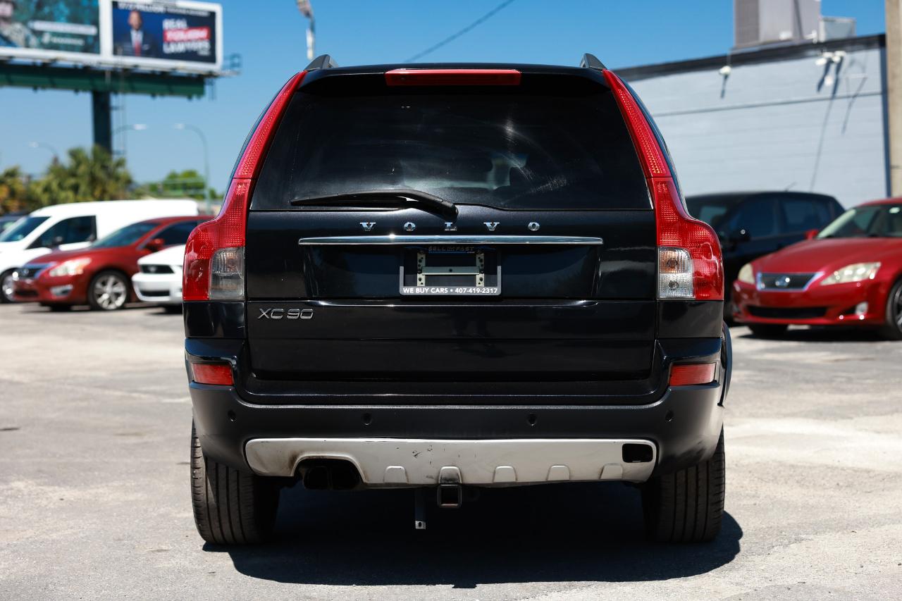 Volvo XC90  2012