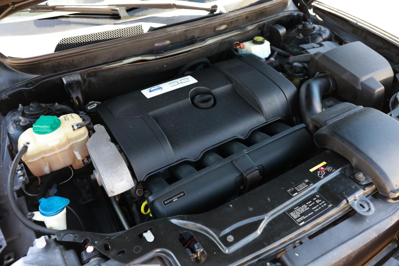 Volvo XC90  2012