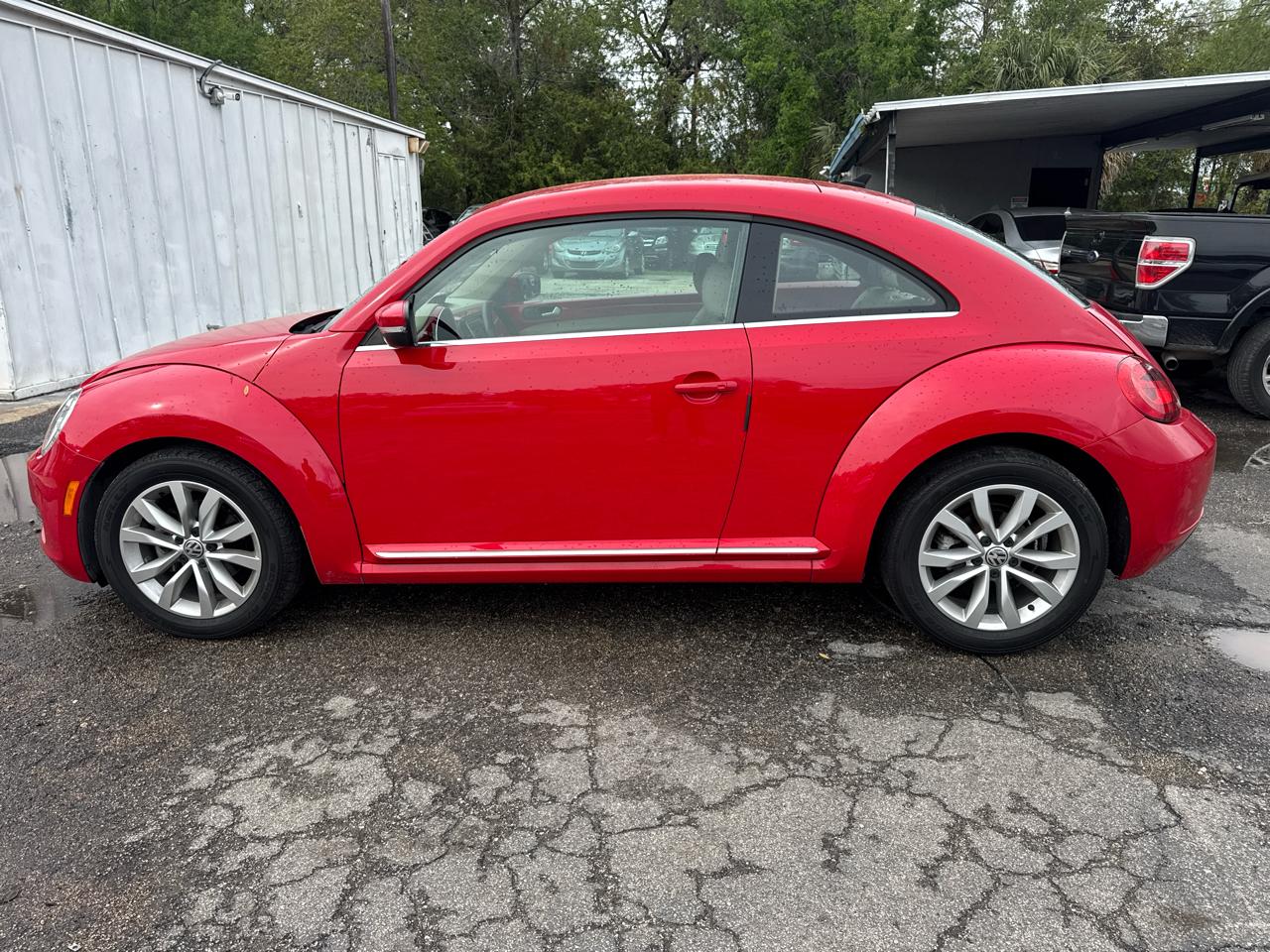 Volkswagen Beetle Coupe  2014