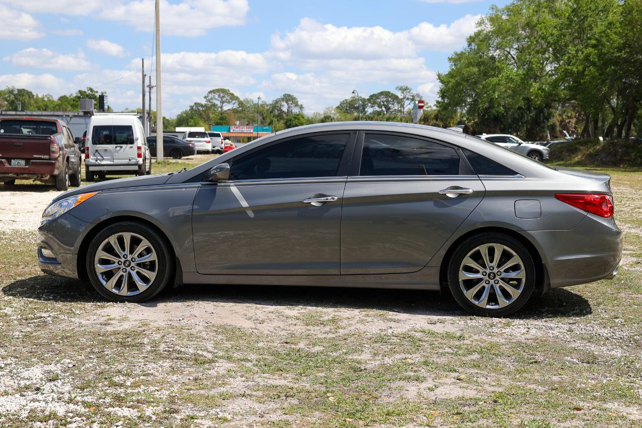 Hyundai Sonata  2013