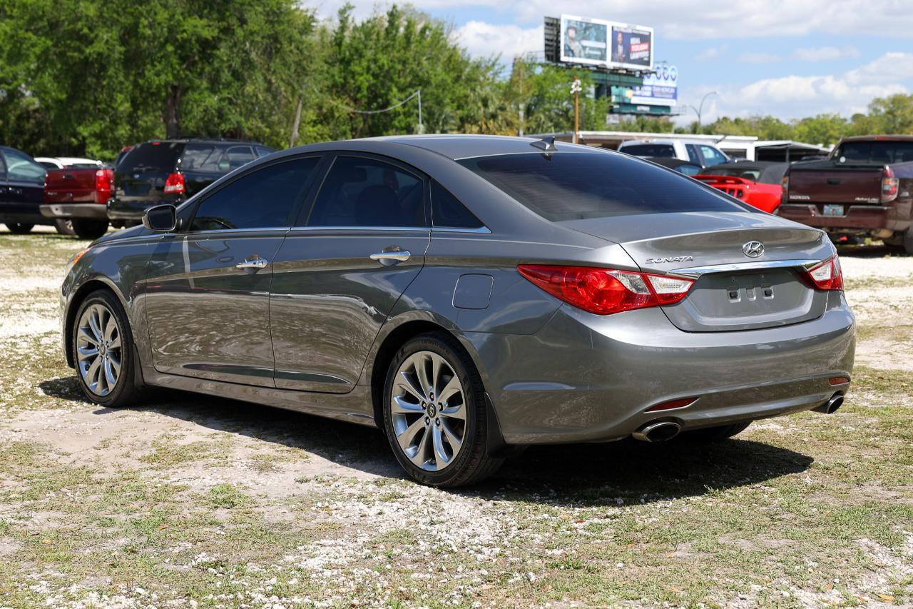 Hyundai Sonata  2013