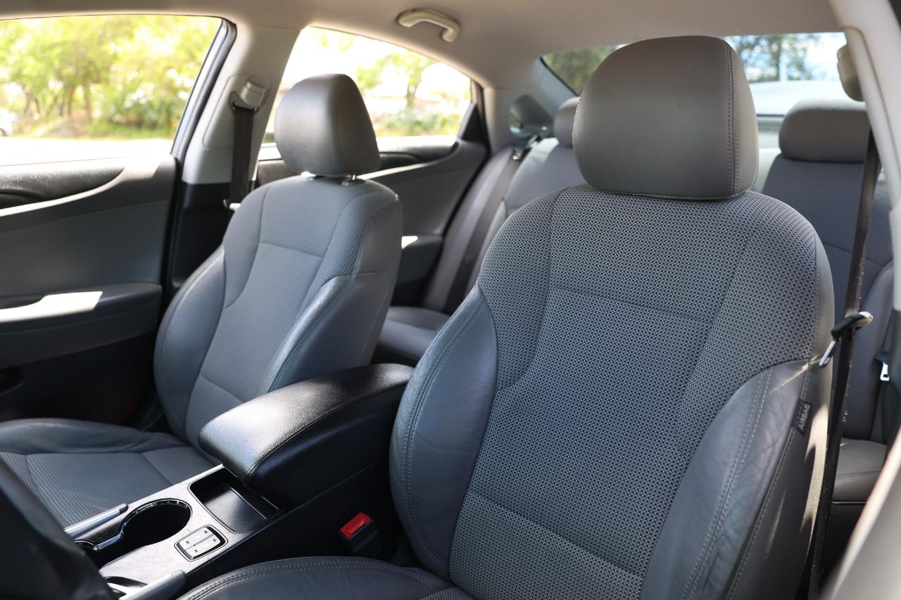 Hyundai Sonata  2013