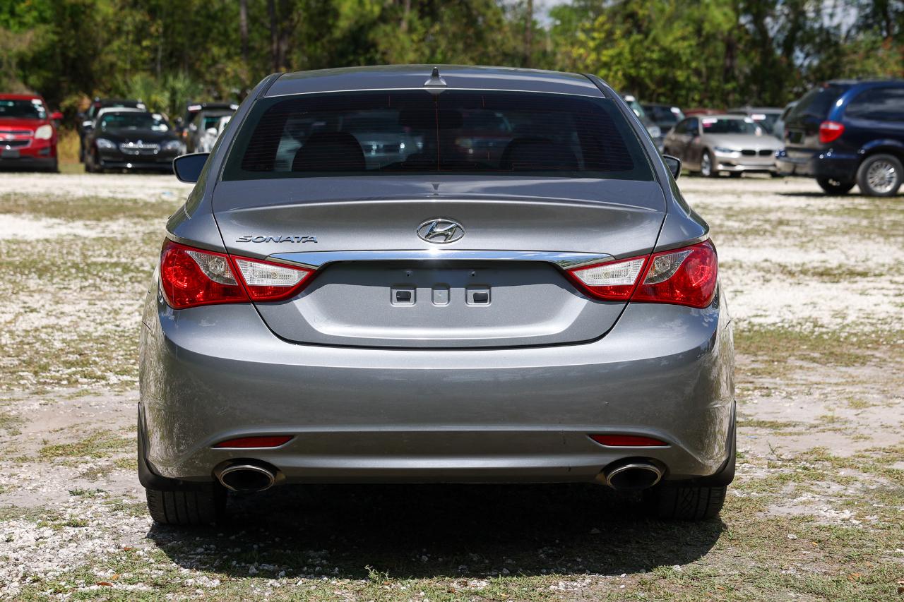 Hyundai Sonata  2013