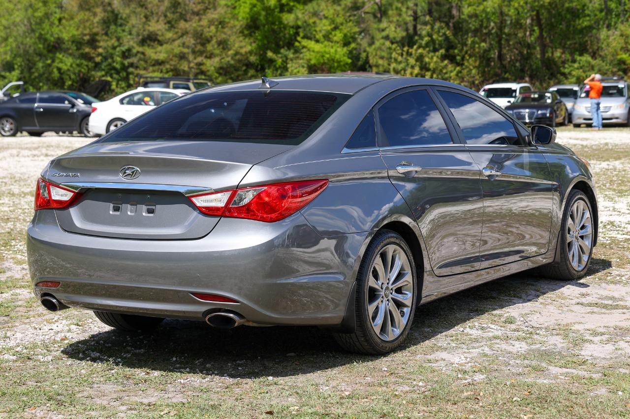 Hyundai Sonata  2013