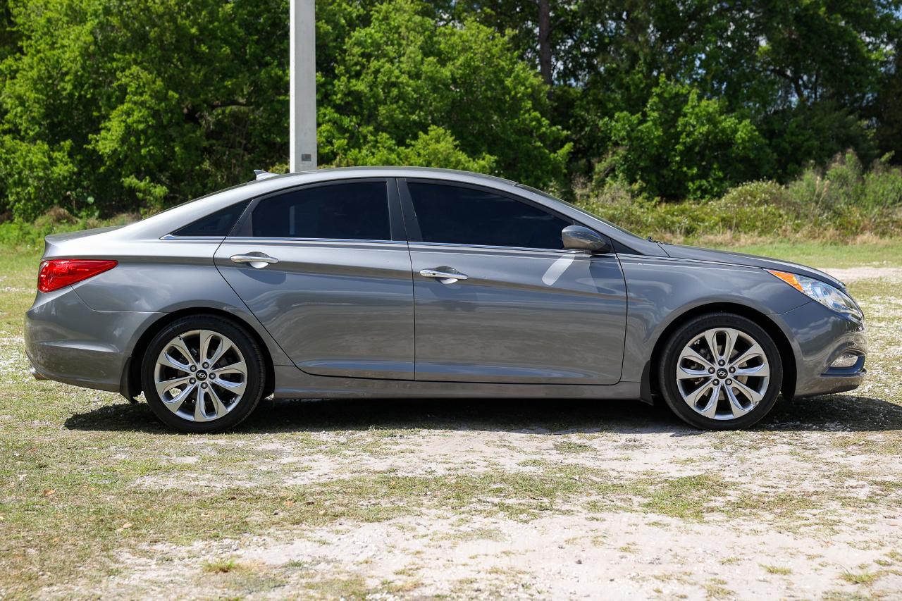 Hyundai Sonata  2013
