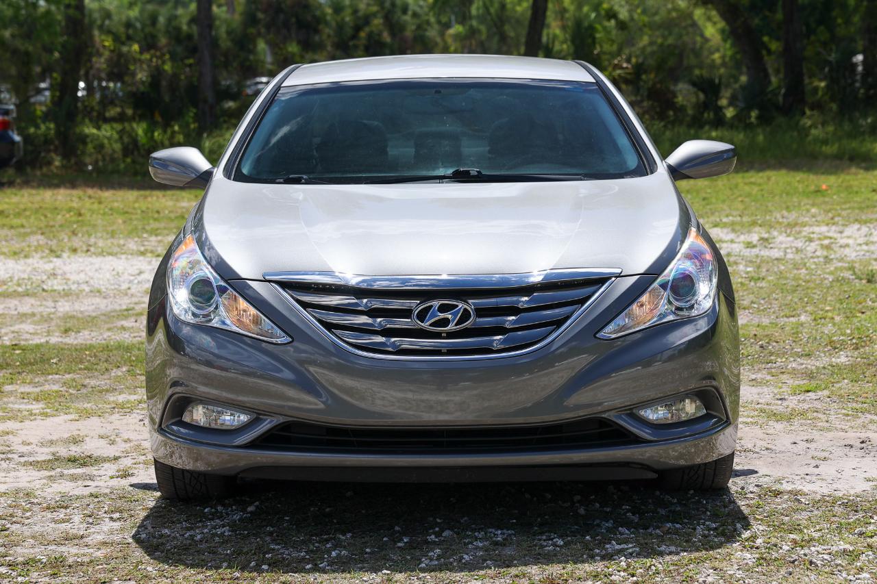 Hyundai Sonata  2013