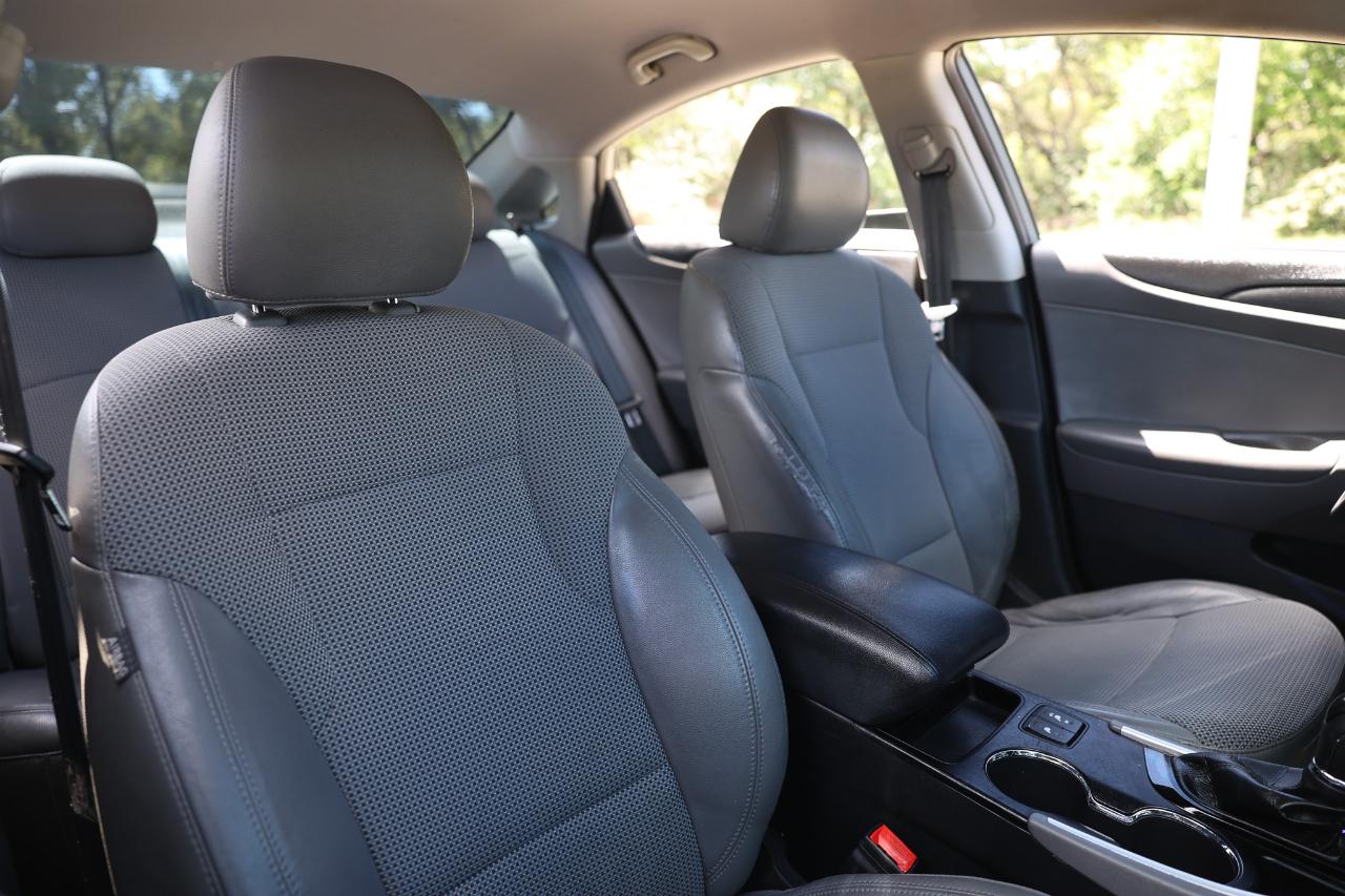 Hyundai Sonata  2013