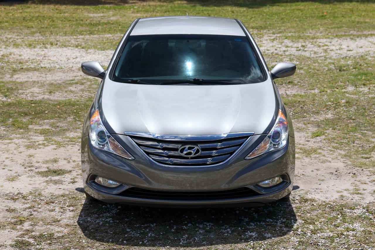 Hyundai Sonata  2013