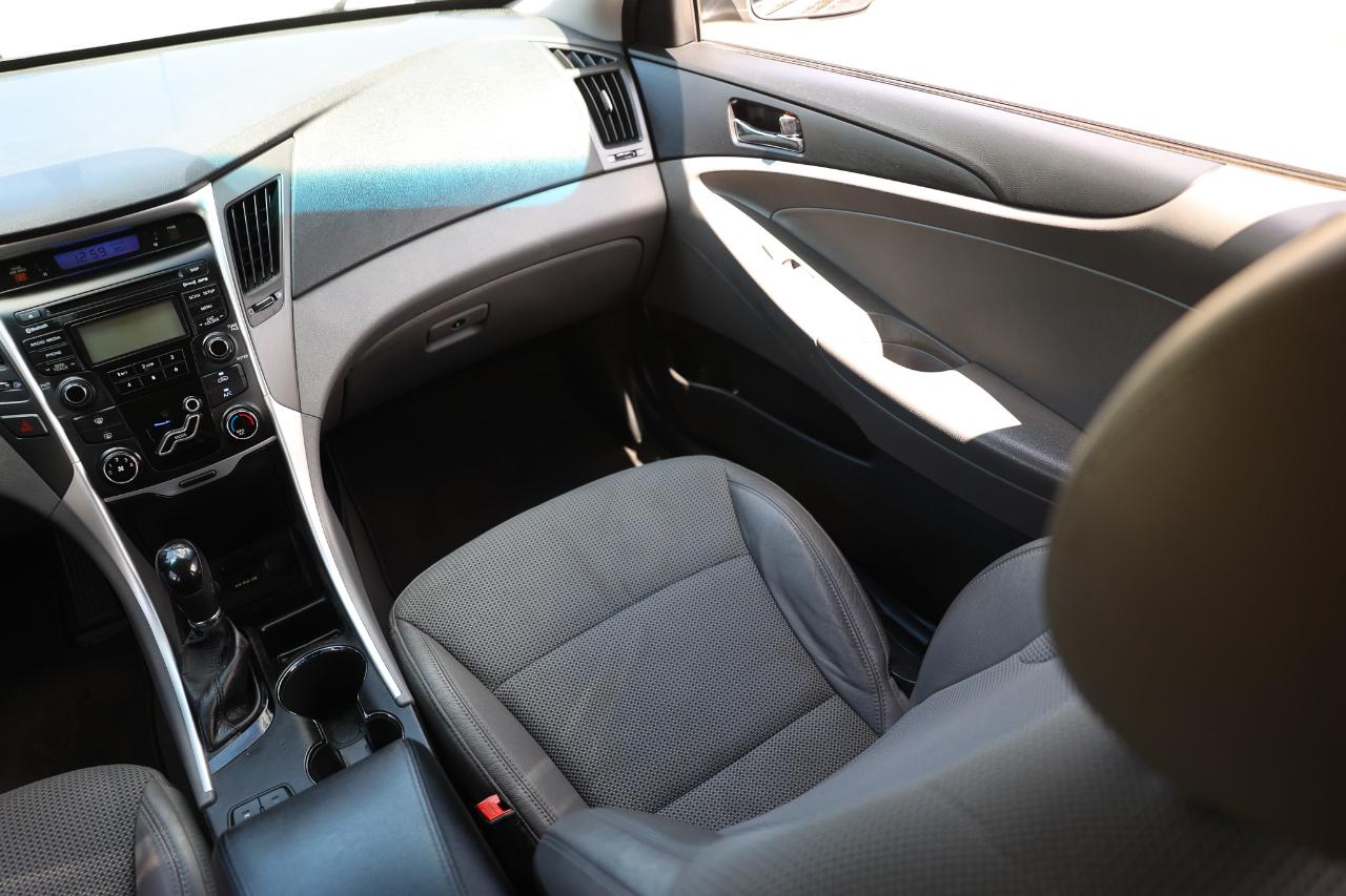 Hyundai Sonata  2013