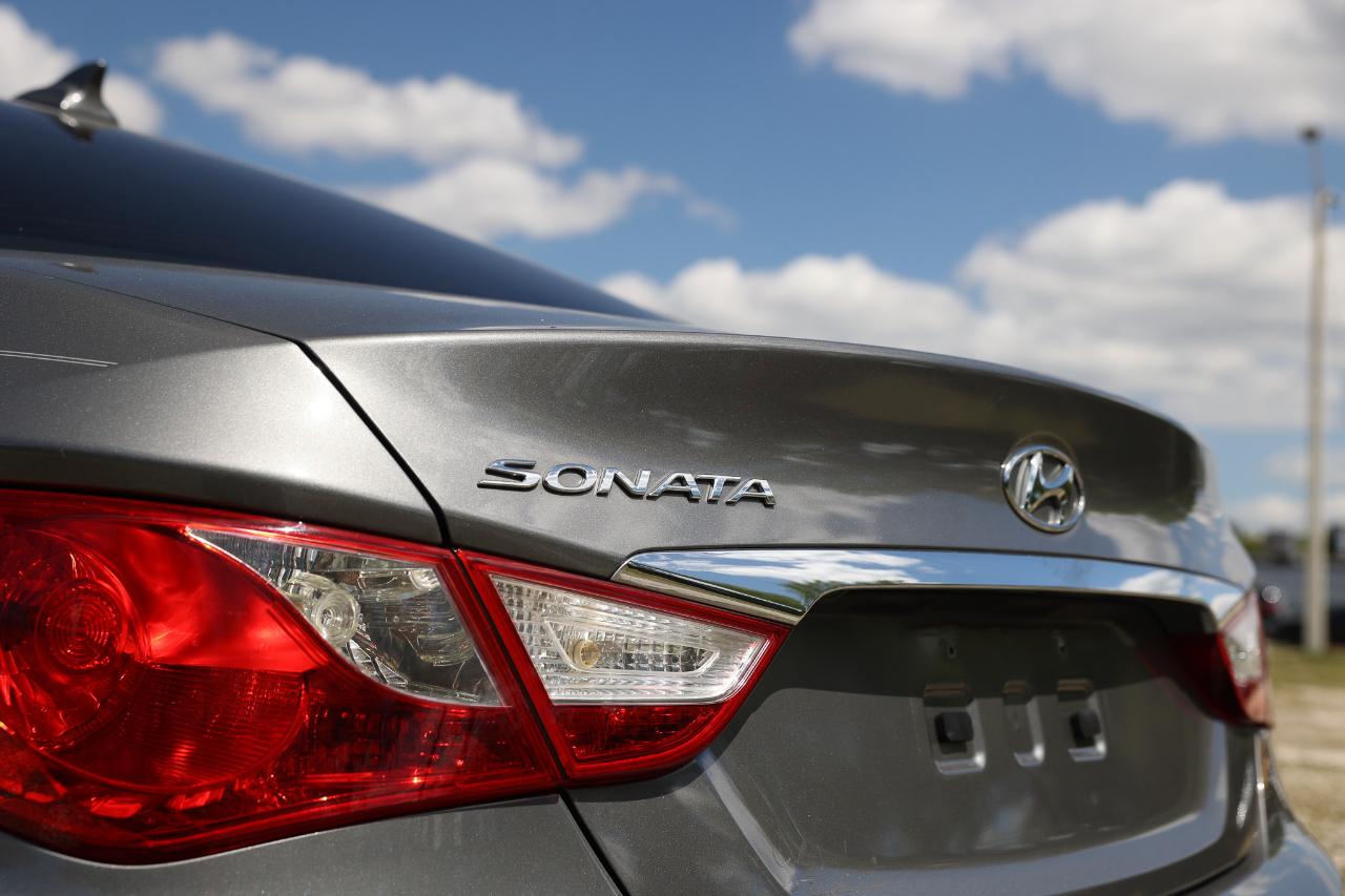Hyundai Sonata  2013