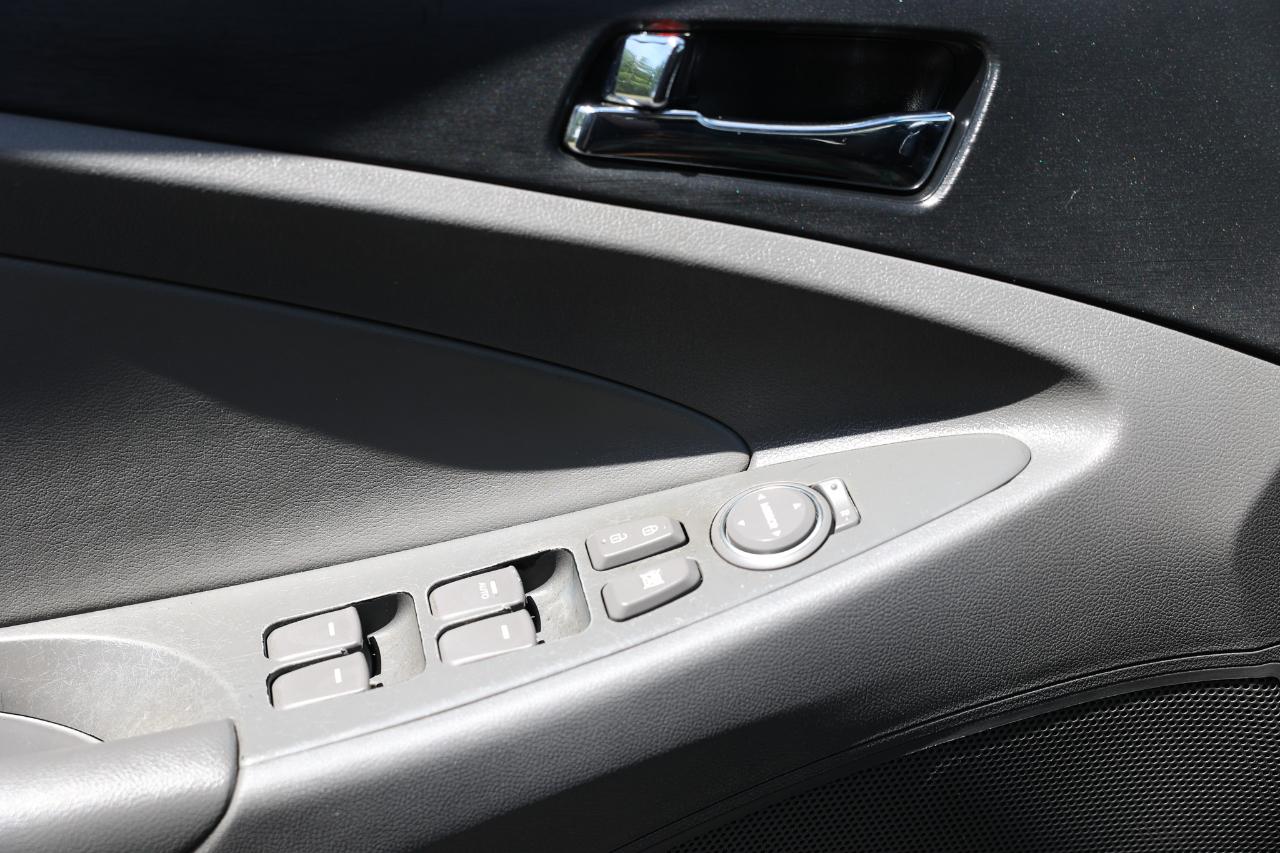 Hyundai Sonata  2013