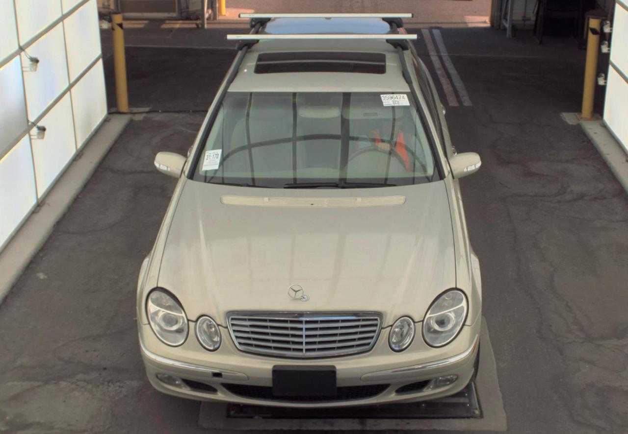 Mercedes-Benz E500  2004