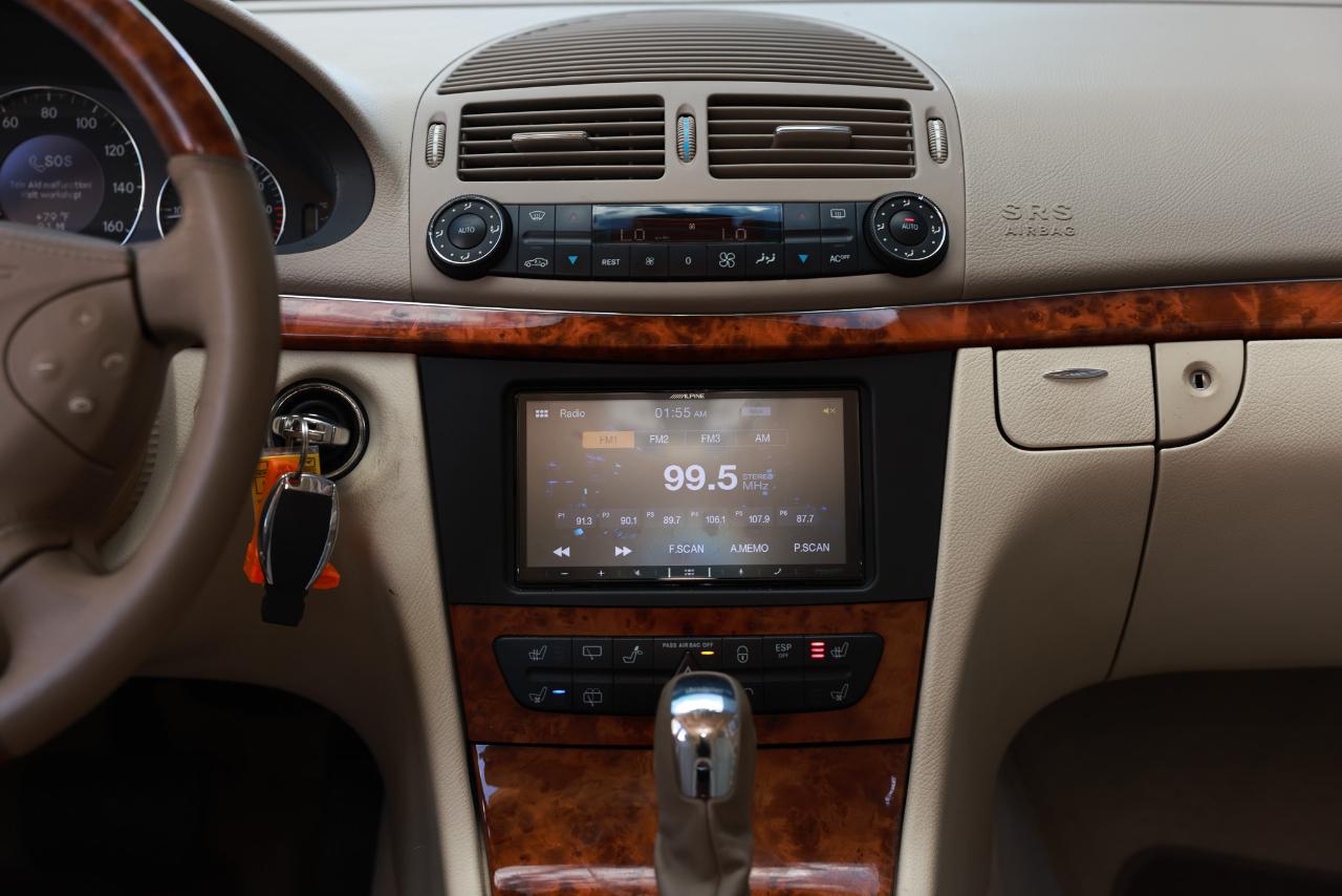 Mercedes-Benz E500  2004