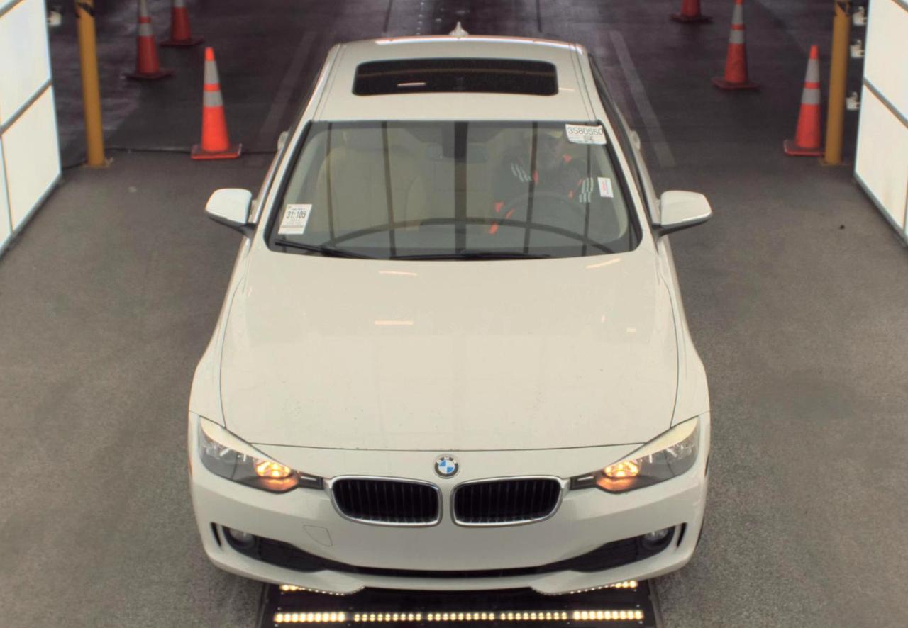 BMW 320i  2014