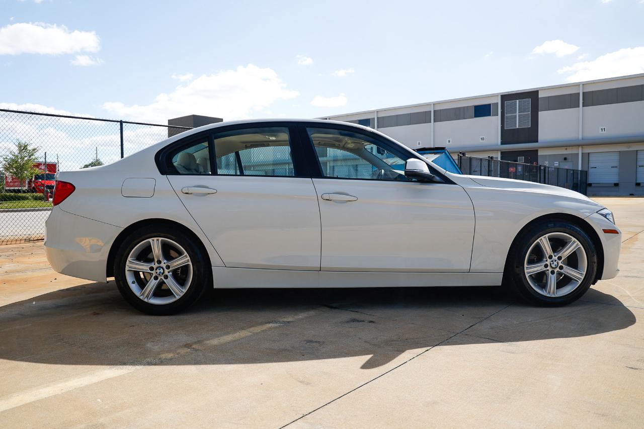 BMW 320i  2014