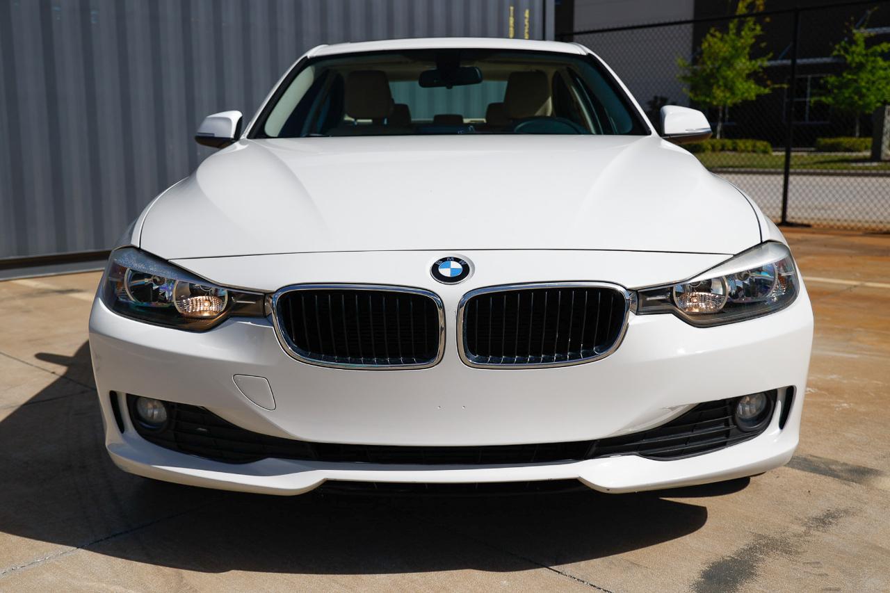 BMW 320i  2014