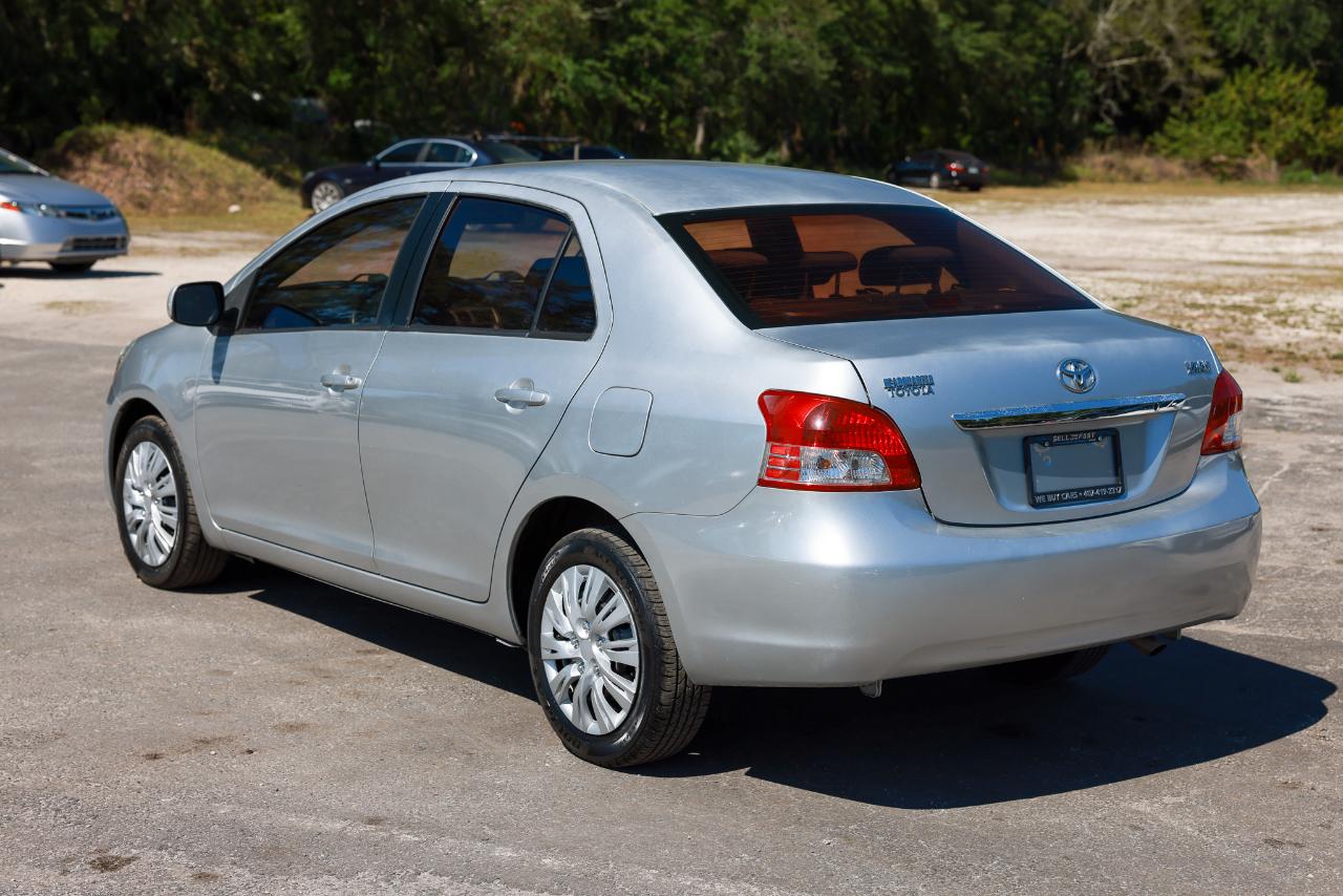 Toyota Yaris  2010
