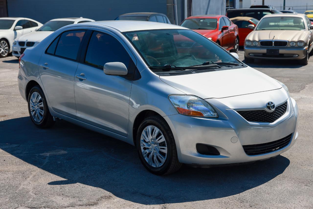 Toyota Yaris  2010