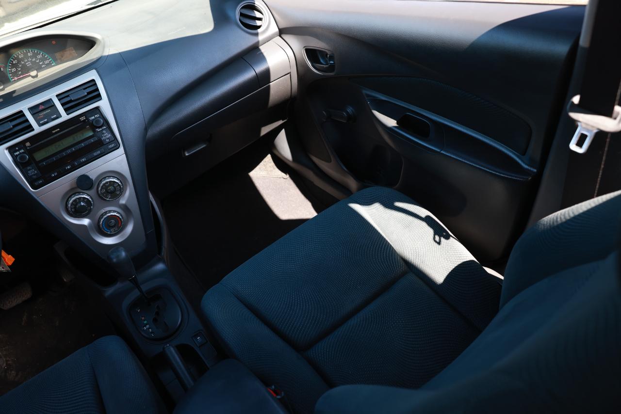 Toyota Yaris  2010