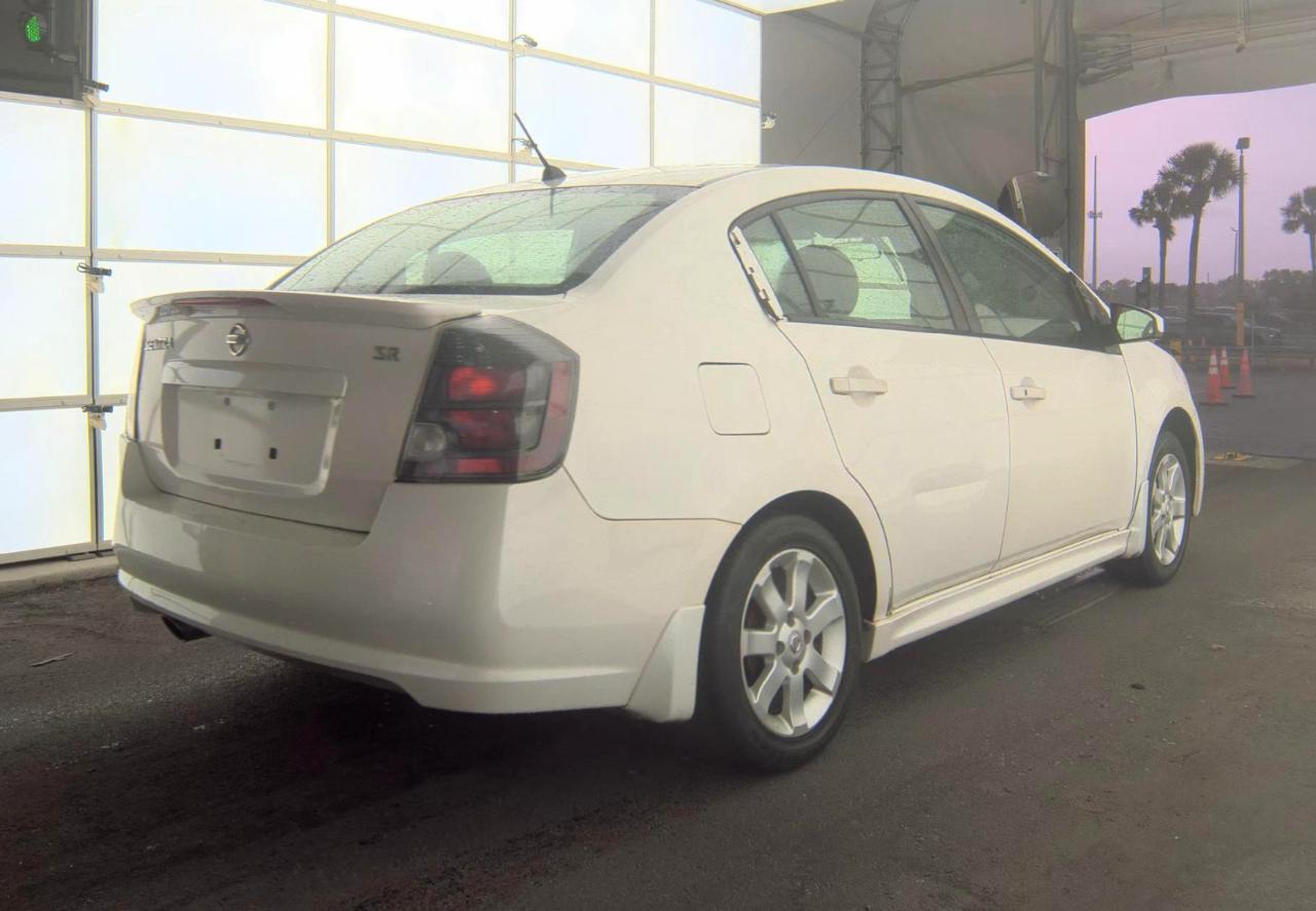 Nissan Sentra  2010
