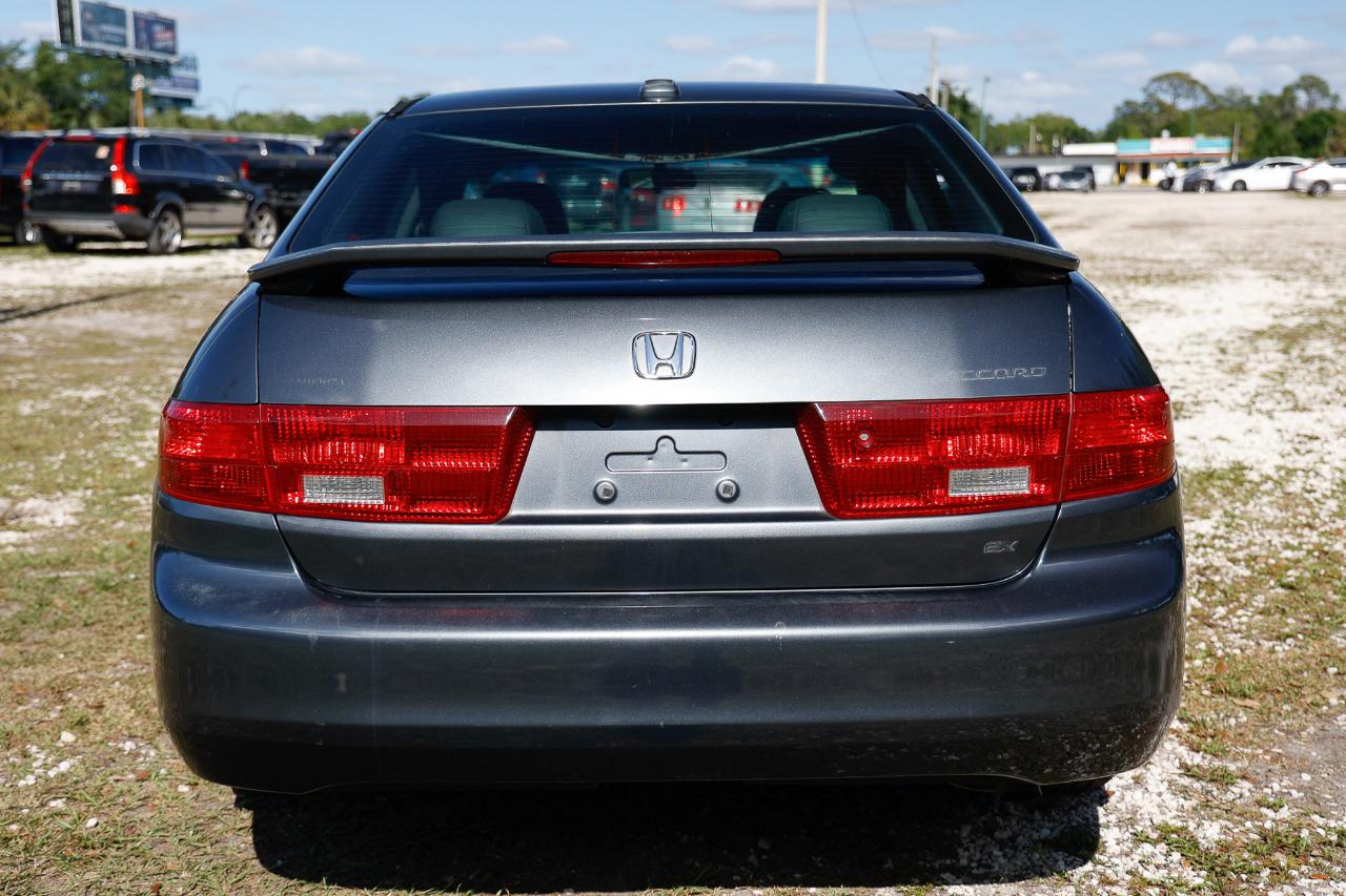 Honda Accord Sdn  2005
