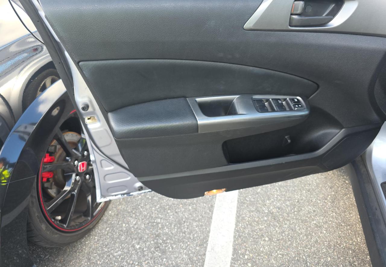 Subaru Forester  2012